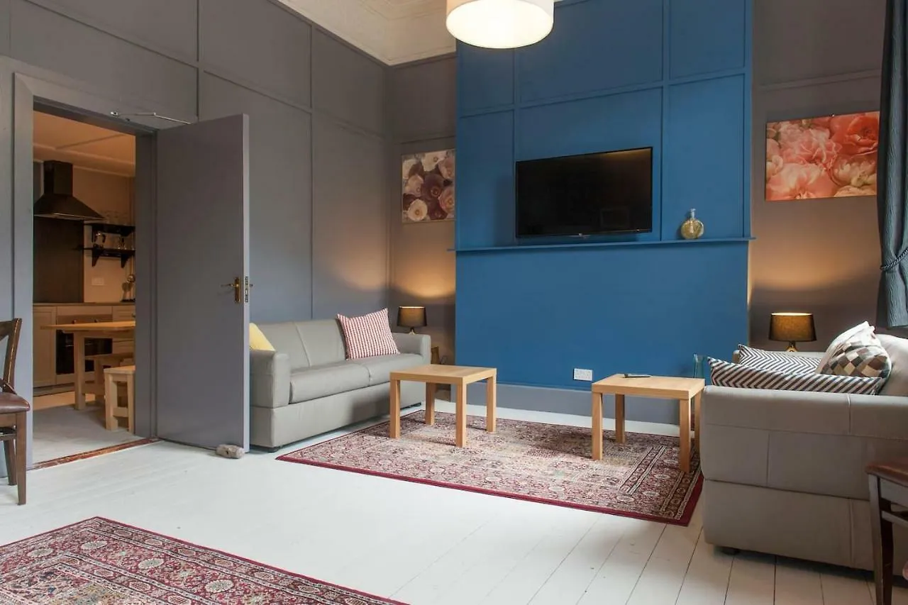 Georgian Grand Apartment Dublin 0*,  Ireland